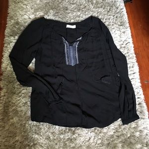 Light longlseeve Black blouse